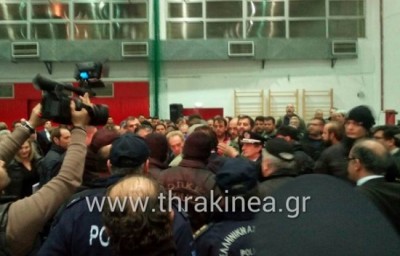 Δείτε όλα τα βίντεο από τα επεισόδια στις Φέρες