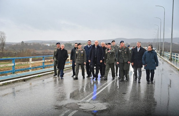 Επίσκεψη ΥΕΘΑ Νίκου Δένδια στην Αλεξανδρούπολη, στην οριογραμμή της Ελλάδας στον Έβρο και στο Ε/Φ Γέφυρας Κήπων