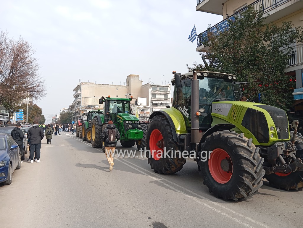 Τεράστιες συγκεντρώσεις σ’ όλη τη χώρα